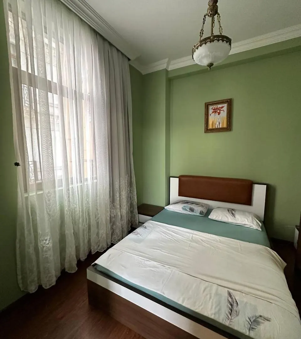 דירות באטומי Gio House