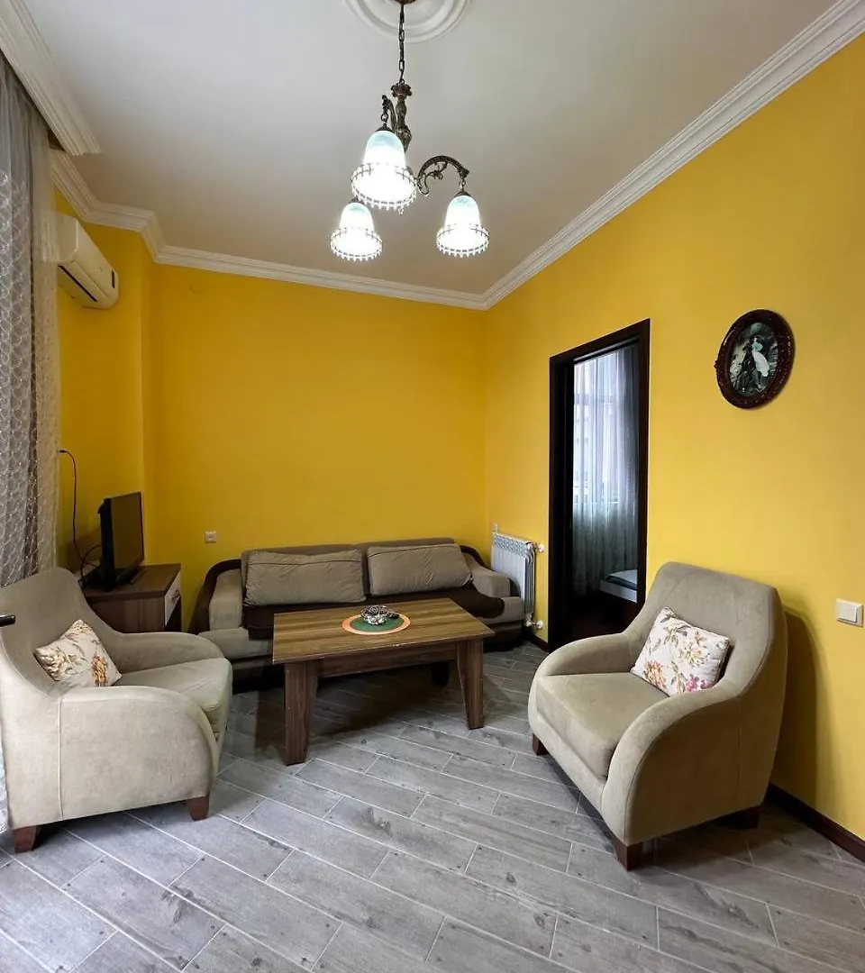 דירות באטומי Gio House