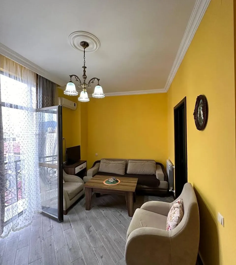 דירות באטומי Gio House